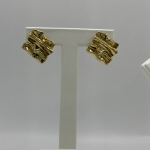 Pendiente ROMBO RUGOSO ORO 18K