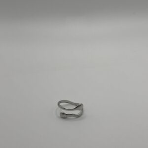 Anillo ABRAZO FUNDIDO PLATA