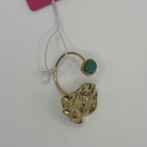 Anillo PIEDRA NATURAL VERDE HOJA MARTILLADA ORO 18K