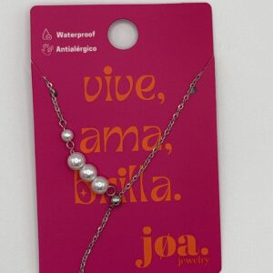 COLLAR CRUZADO DE PERLAS PLATA