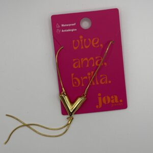 COLLAR V CUELLO LARGO ORO